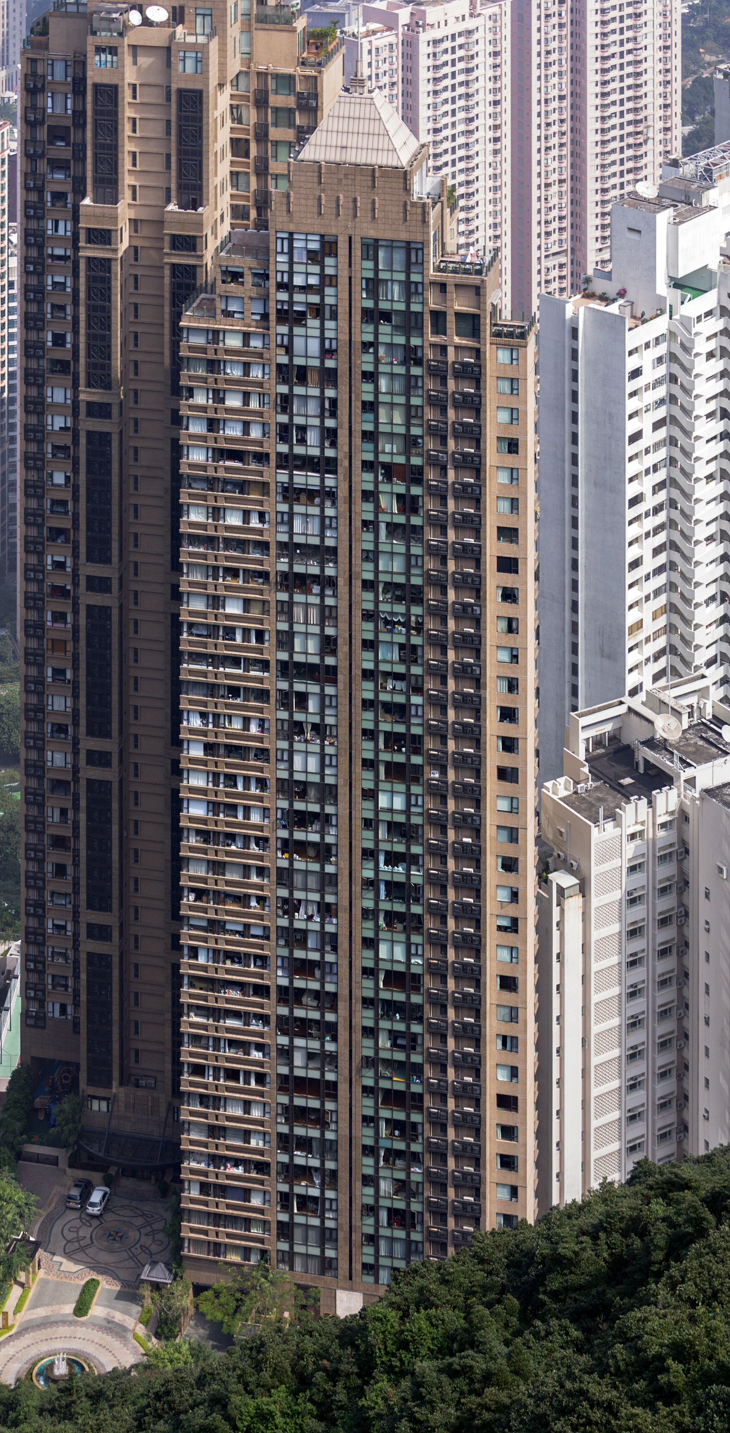 Tavistock II, Hong Kong - View from Victoria Peak. © Mathias Beinling